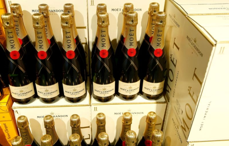 LA RUSSIE SUSPEND SA LOI SUR LE CHAMPAGNE JUSQU'AU 31 DÉCEMBRE, DIT RIESTER