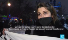 En Pologne, la quasi-interdiction de l'avortement entre en vigueur, des milliers de manifestants