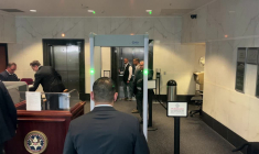 Musk arrive au tribunal fédéral pour son procès contre OpenAI