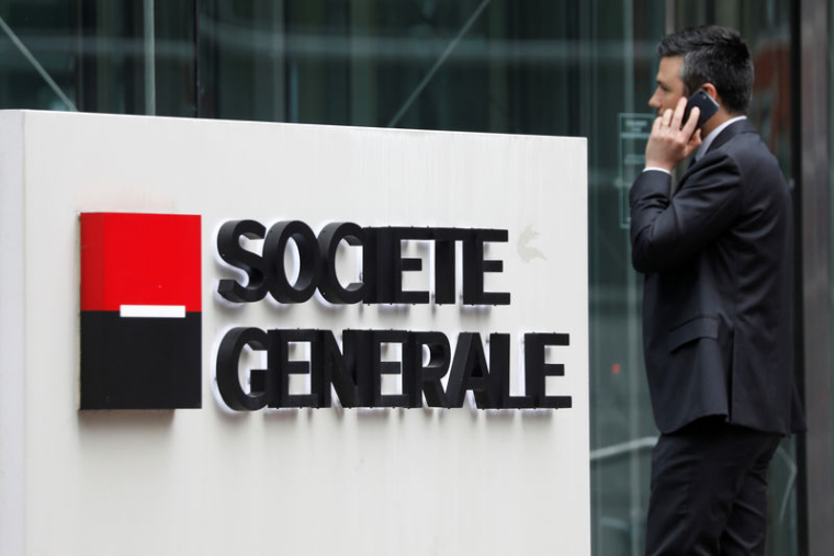 SOCGEN PRÉVOIT UNE CHUTE DE SES REVENUS DANS LES ACTIVITÉS DE MARCHÉS