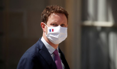 CORONAVIRUS: CINQ SITES CONTRIBUANT À LA PRODUCTION DE VACCINS EN FRANCE D'ICI L'ÉTÉ, DIT BEAUNE