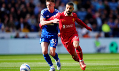 Liverpool condamne Leicester et fait un pas de plus vers le titre