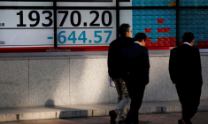TOKYO FINIT EN BAISSE