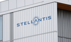 L'usine de production de Stellantis à Poissy, près de Paris