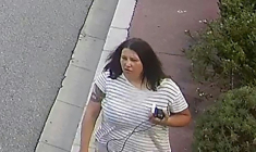Photo non datée et publiée le 3 juillet 2026 par Interpol dans une notice rouge, montrant Anastasiia Berezovska, recherchée dans le cadre de l'enquête sur une tentative d'assassinat à Monaco ( INTERPOL / Handout )