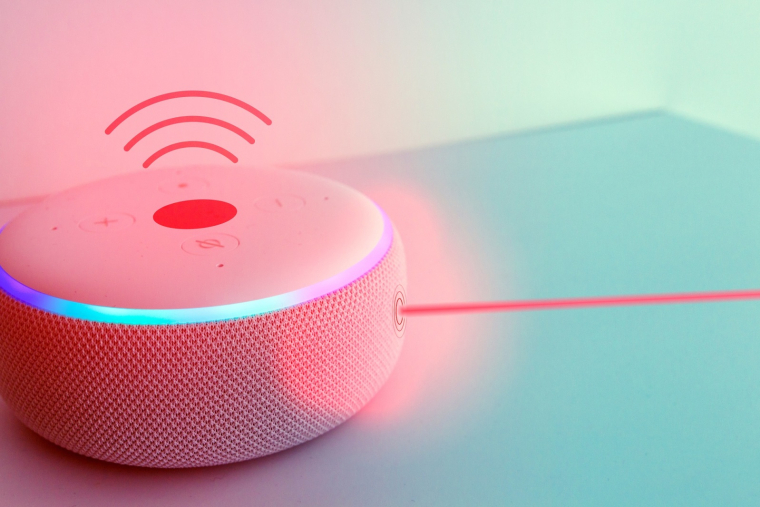 Amazon, Google, Apple : le match des enceintes connectées (Crédits photo : Shutterstock)