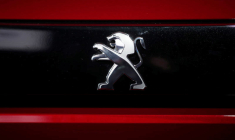 PSA RACHÈTE LA TOTALITÉ DE LA STARTUP TRAVELCAR