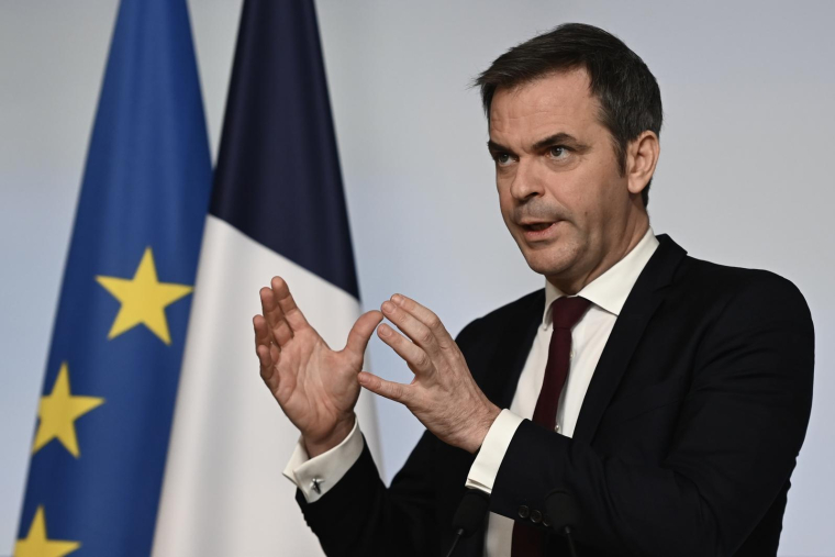 Olivier Véran, le 1er mars 2023, à Paris ( AFP / Christophe ARCHAMBAULT )