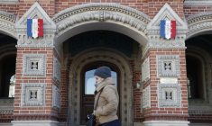 LA FRANCE DÉPLORE LE RENVOI D'UN MEMBRE DE L'AMBASSADE À MOSCOU