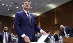 Jay Clayton lors de son audition au Sénat, le 15 juillet 2026 à Washington ( AFP / Ken Cedeno )