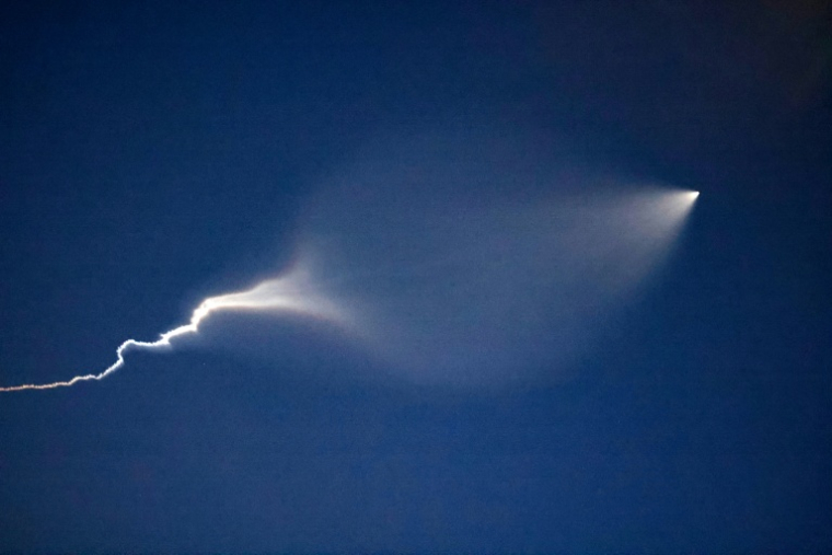 Tir de missile iranien sur Israël, le 18 juin 2025 ( AFP / ATTA KENARE )
