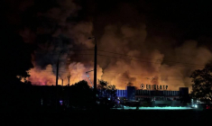 Ukraine: un gigantesque incendie après une frappe de drone russe à Soumy