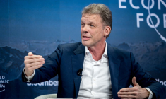 Christian Sewing à Davos, en Suisse, le 18 janvier 2024. ( AFP / FABRICE COFFRINI )