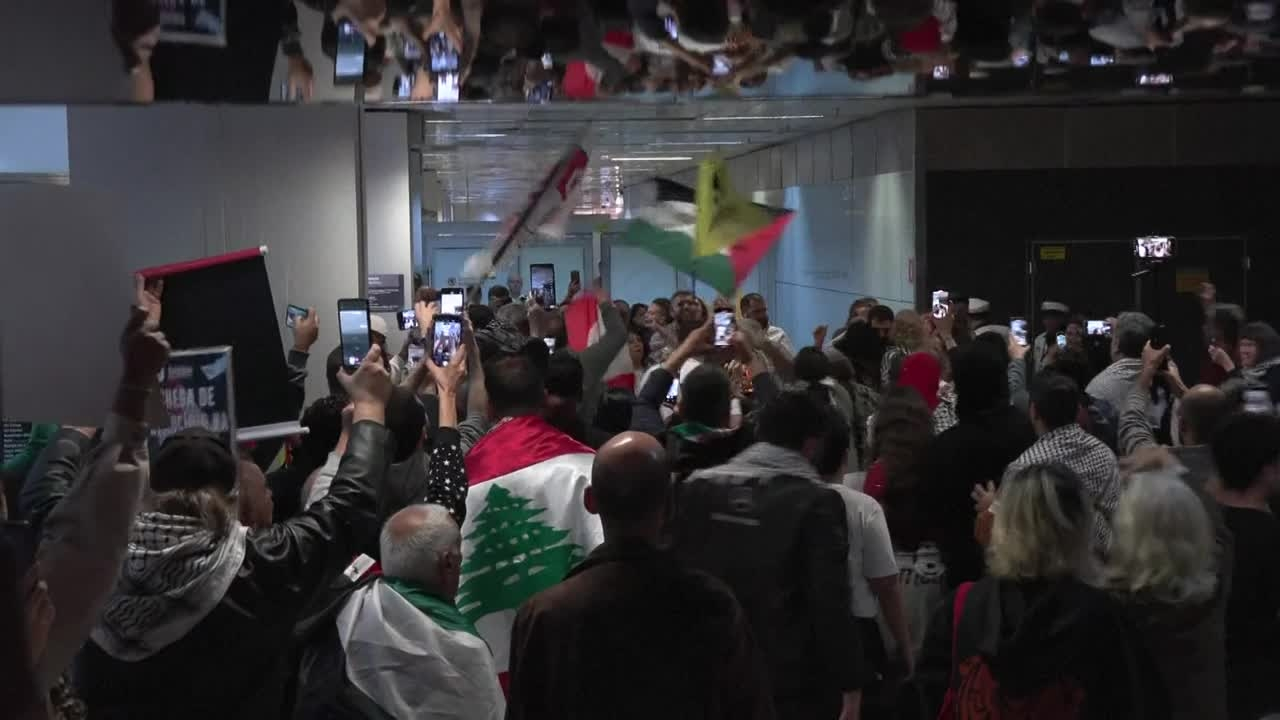 Retour sur le sol brésilien pour des militants de la flottille pour Gaza Global Sumud