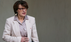 La ministre de l'Agriculture Annie Genevard, à la sortie du Conseil des ministres à l'Elysée à Paris, le 26 novembre 2025 ( AFP / Thomas SAMSON )