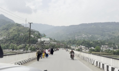 Inde: les habitants fuient Poonch après de violents échanges d'artillerie