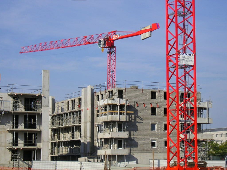 Comme tous les grands secteurs économiques, le bâtiment attend avec impatience le plan de relance la semaine prochaine (Crédits photo : Flickr - Alexandre Prévot )