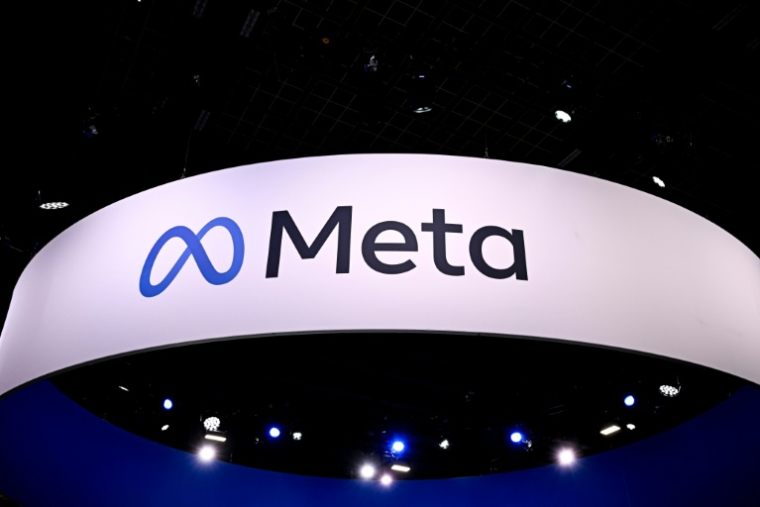 "Les pratiques de Meta sont de nature à renforcer la situation de précarité d'une grande partie des éditeurs et agences de presse", estime l'Autorité de la concurrence ( AFP / JULIEN DE ROSA )