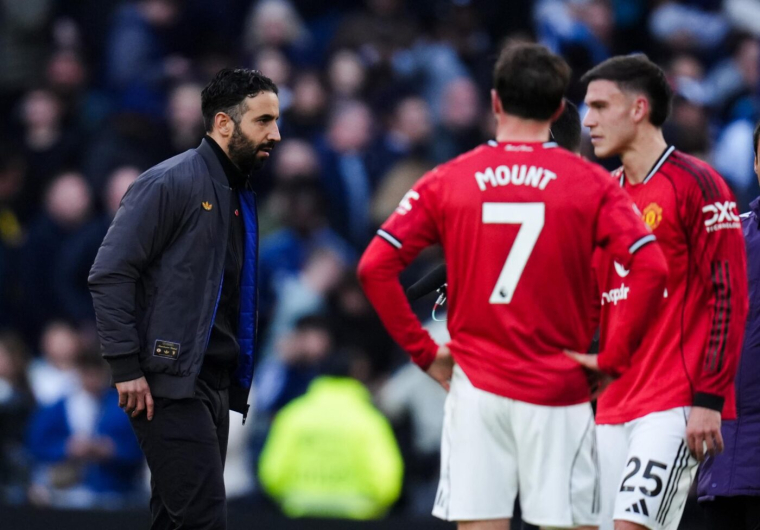 Rúben Amorim impose une règle sur les autographes