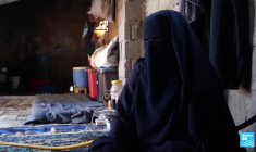 En Syrie, la dure réintégration des femmes du groupe État islamique