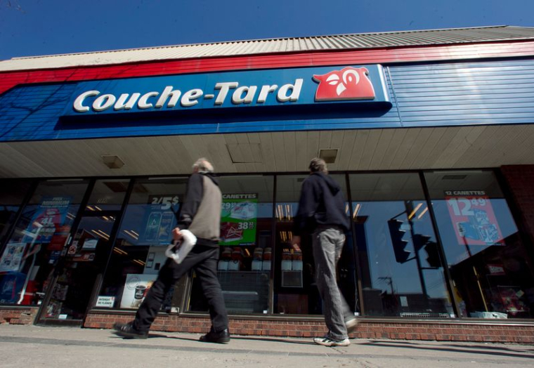 ALIMENTATION COUCHE-TARD CONFIRME PROPOSER UN RAPPROCHEMENT AMICAL À CARREFOUR
