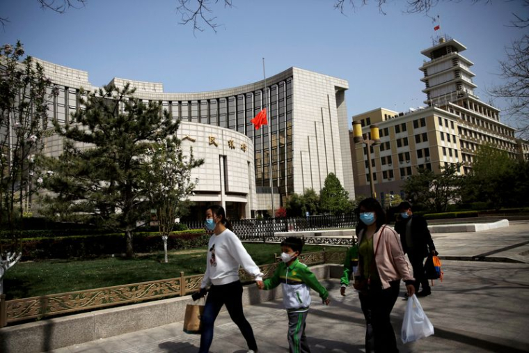 LA BANQUE POPULAIRE DE CHINE PROMET UNE POLITIQUE MONÉTAIRE SOUPLE EN 2022