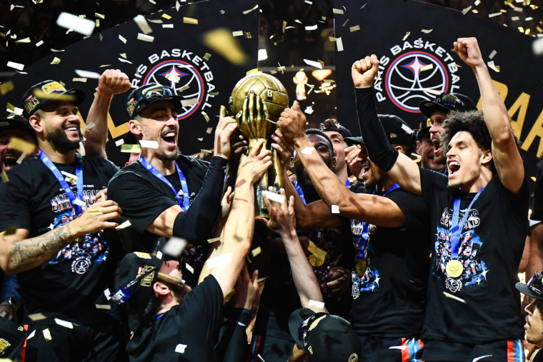 Paris règne sur le sport collectif français