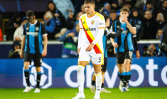 Lens prend une leçon à Bruges