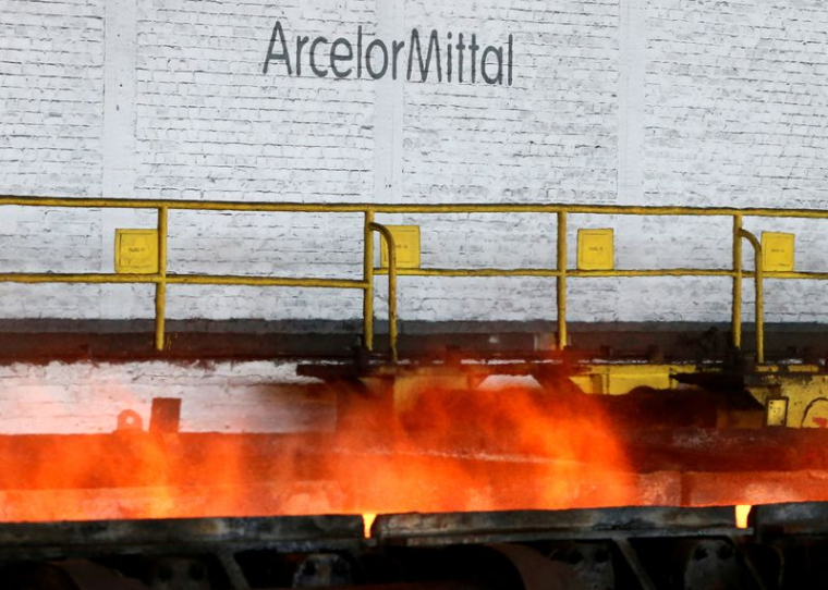 ARCELORMITTAL BAT LE CONSENSUS DU MARCHÉ AU 3E TRIMESTRE AVEC LE RETOUR DE LA DEMANDE