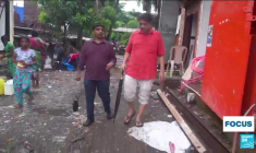 Le fléau de la mousson en Inde : Bombay les pieds dans l’eau