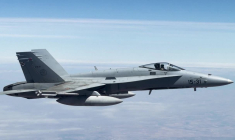 Des avions de chasse escortent l'avion du pape à destination de Barcelone