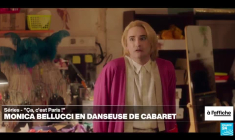 100 % séries : "Ça, c’est Paris !", Monica Belluci en danseuse de cabaret
