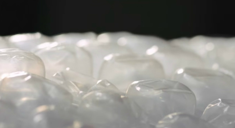 Antalis, filiale de Sequana, est un leader de la distribution du papier et de solutions d'emballage. (© Antalis / capture d'écran)