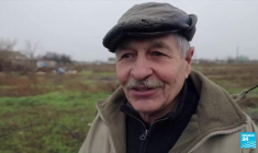 "Il faut tout recommencer à zéro", à Kherson, des Ukrainiens retrouvent leur village détruit