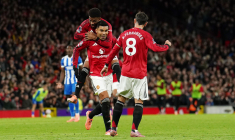Manchester United gagne (encore)