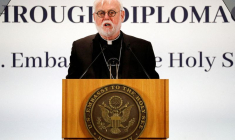 LE CHEF DE LA DIPLOMATIE DU VATICAN CRITIQUE LA CLASSE POLITIQUE LIBANAISE