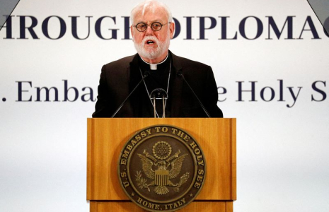LE CHEF DE LA DIPLOMATIE DU VATICAN CRITIQUE LA CLASSE POLITIQUE LIBANAISE
