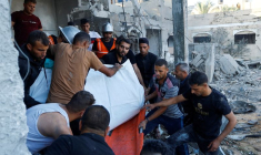 Khan Younis, dans le Sud de la bande de Gaza, après une frappe israélienne