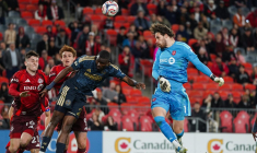 Le gardien de Toronto se mue en sauveur de dernière minute