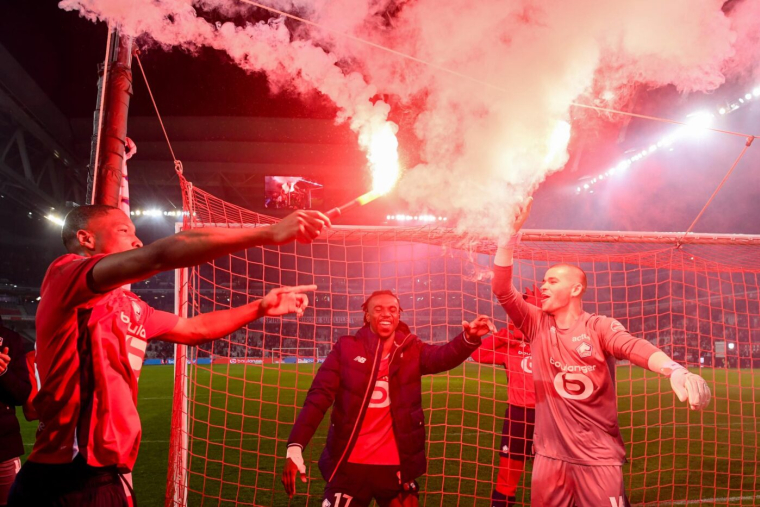 Lucas Chevalier et Bafodé Diakité sanctionnés... pour avoir brandi des fumigènes