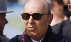 ( POOL / LUDOVIC MARIN )