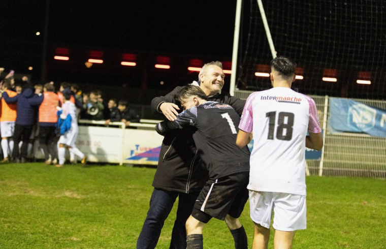 Fontenay : coucou, c’est Renou