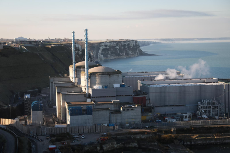 La centrale de Penly a été mise en service entre 1990 et 1992 ( AFP / Lou BENOIST )