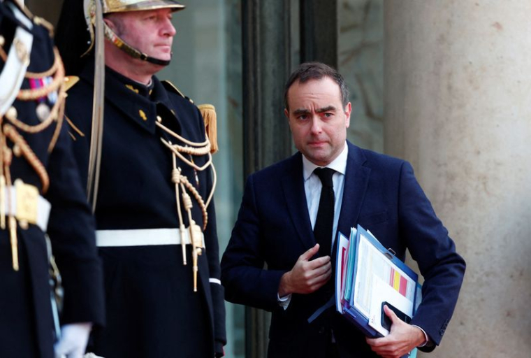 Le ministre français des Armées Sébastien Lecornu
