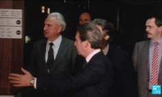 Décès de Roland Dumas, avocat et ancien ministre socialiste