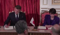 Macron et la Première ministre japonaise signent des accords bilatéraux