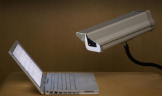 Il existe des solutions pour acheter des billets d’avion et de train moins cher. ( crédit photo : Getty Images )