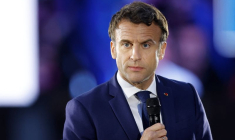 MACRON PROPOSE DES "PLAFONDS" ET UNE APPROCHE EUROPÉENNE SUR LES RÉMUNÉRATIONS DES PATRONS