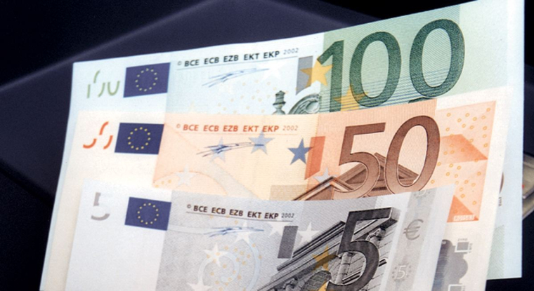 Dans certains cas, c'est le fisc qui rembourse de l'argent. (© DR)