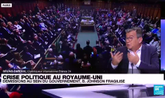 Royaume-Uni : Boris Johnson déterminé à conserver son poste malgré l'effondrement de son gouvernement